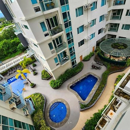 Megaworld Furnished Studio Near Mall/Marriott/Icc Iloilo Esterno foto