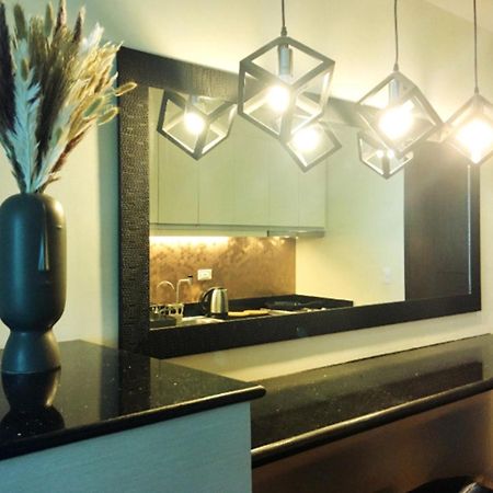 Megaworld Furnished Studio Near Mall/Marriott/Icc Iloilo Esterno foto