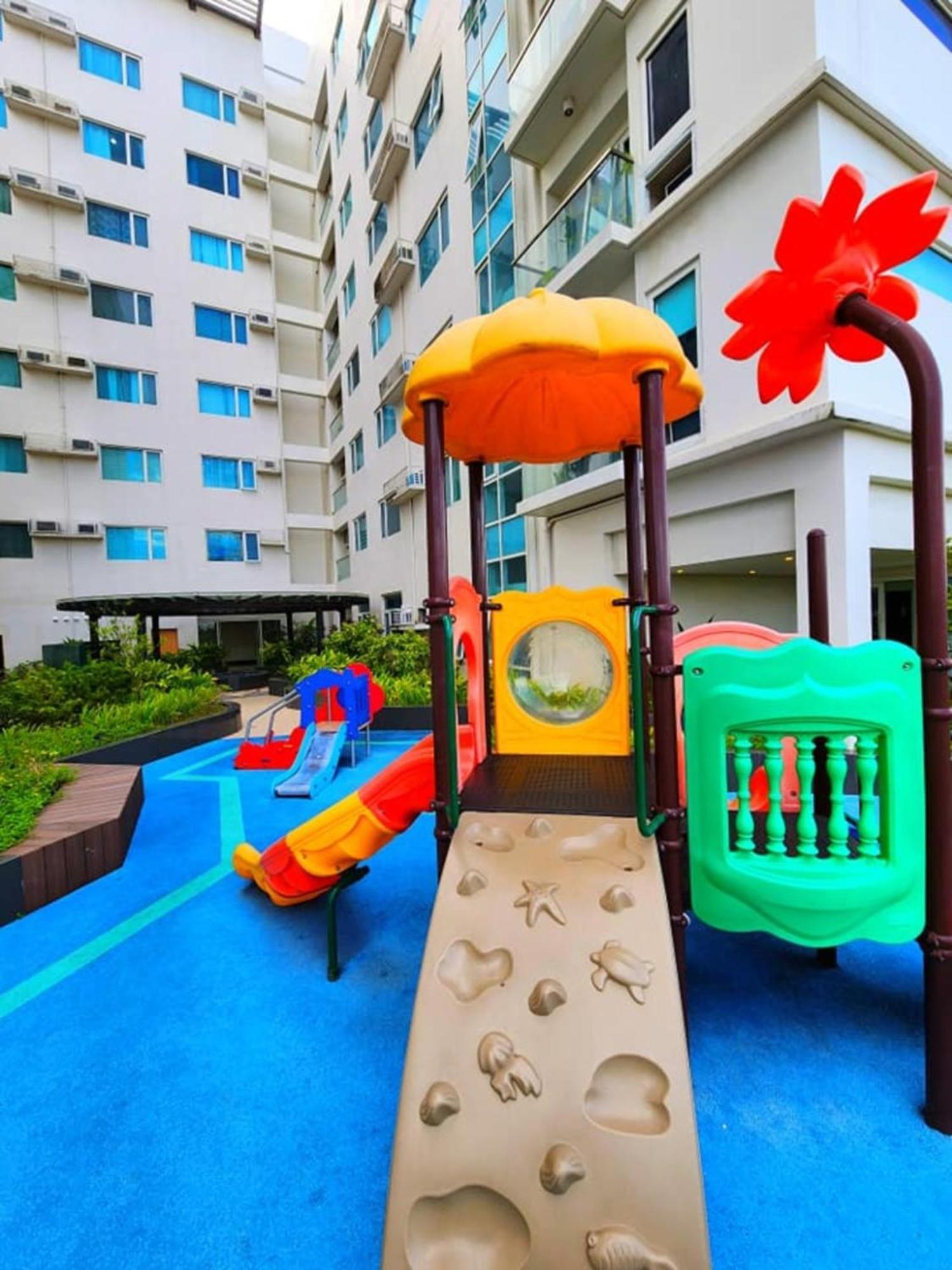 Megaworld Furnished Studio Near Mall/Marriott/Icc Iloilo Esterno foto